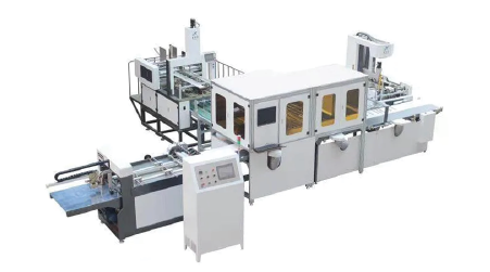 Automatic rigid box making machine